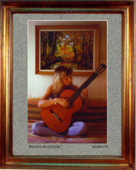 Œuvre contemporaine nommée « 1991 Joueuse de guitare », Réalisée par EMILE RAMIS
